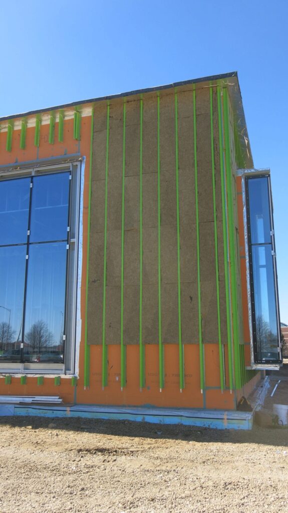 Advocate Outpatient Center features the GreenGirt CMH continuous insulation system.