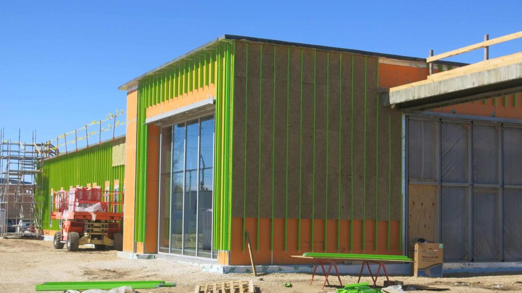 Advocate Outpatient Center features the GreenGirt CMH continuous insulation system.