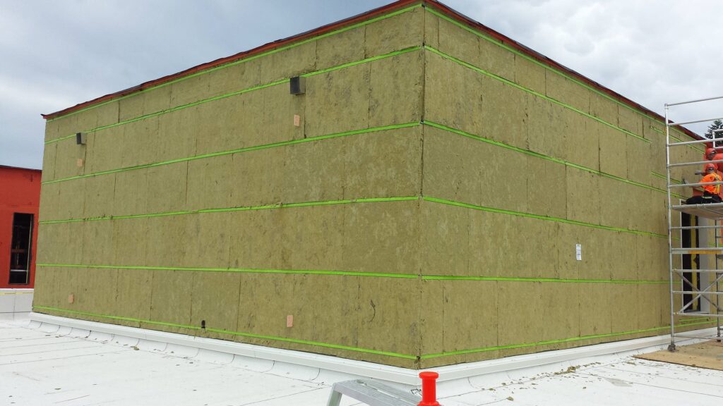 Cascadia Elementary School features the GreenGirt CMH continuous insulation system.