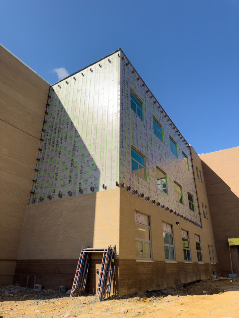 Northeast Area Middle School features the SMARTci building enclosure system.
