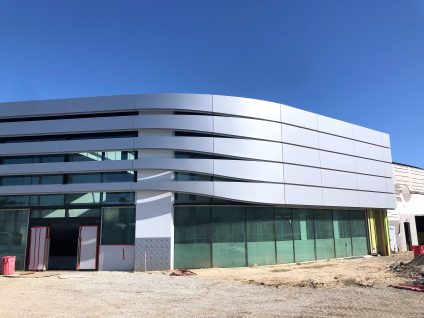 Porsche Long Beach | GreenGirt CMH continuous insulation system