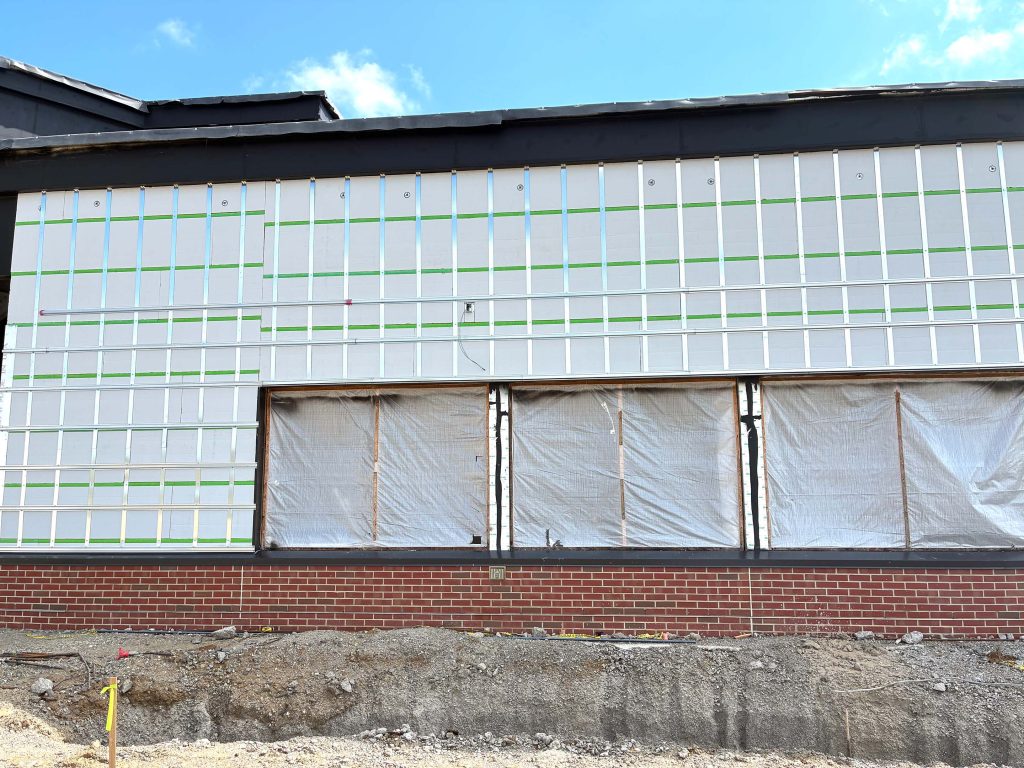 Columbia Southwest Elementary School | SMARTci building enclosure system